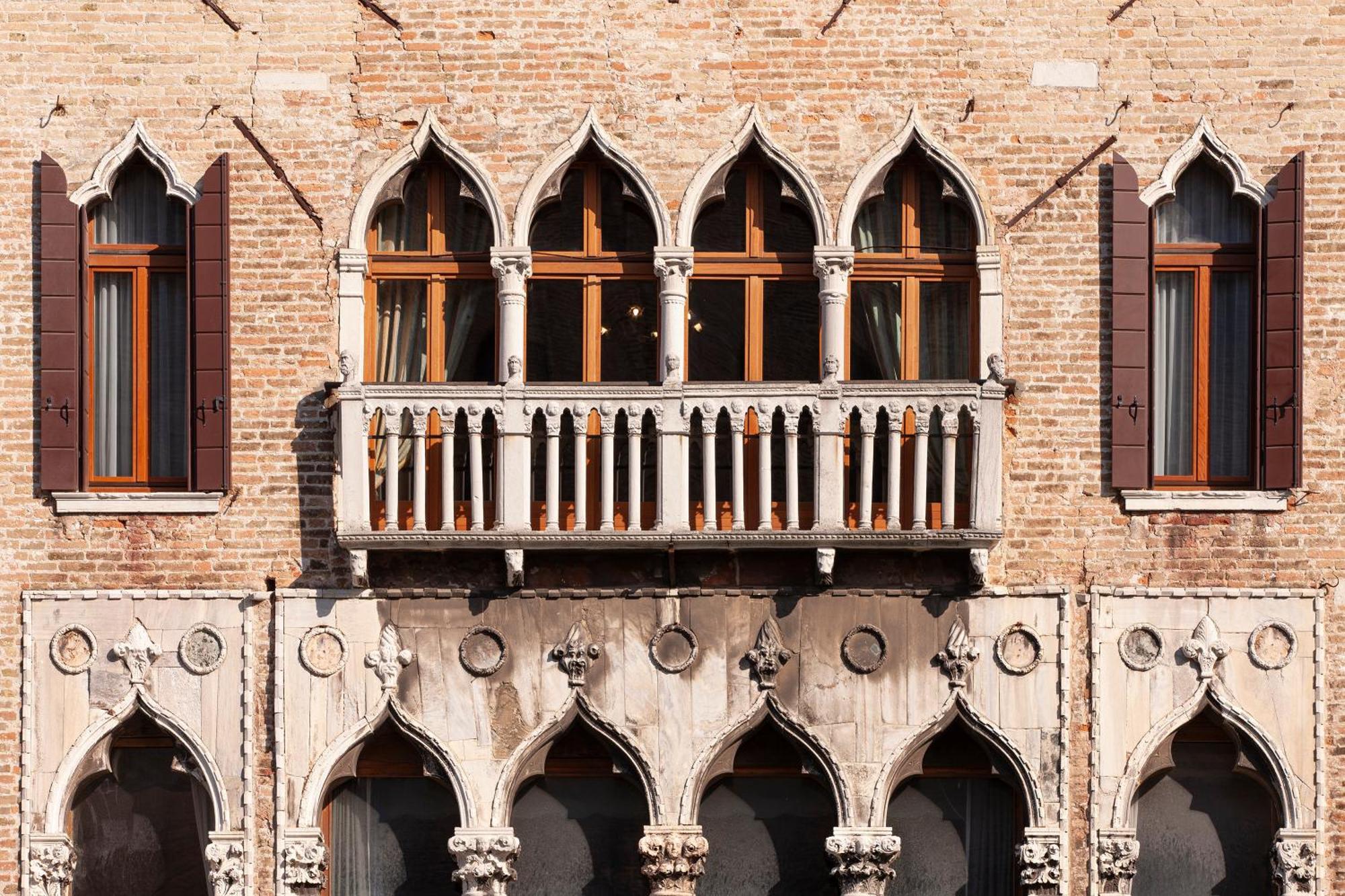 Luxury Apartment Pesaro Papafava Venesia Bagian luar foto